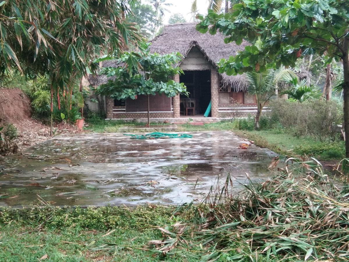 Natural Cottage Varkala Exterior foto